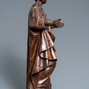 Une statue d'une sainte en bois fruitier sculpté, Vallée du Rhin, Allemagne, 2ème moitié du 16ème — photo 3