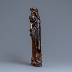 Une statue d'une Vierge à l’enfant en chêne sculpté et polychromé, 1ère moitié du 16ème — photo 5