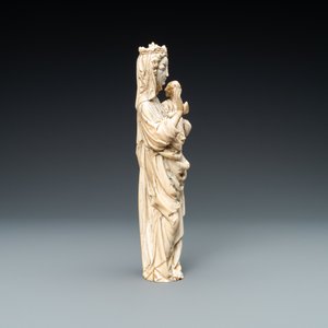 Une statue d'une Vierge à l’Enfant en ivoire, probablement France, 19ème — photo 5