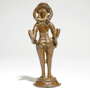 Une statuette de pèlerinage en bronze, Inde du Nord, 10-12ème — photo 4