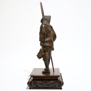 Une statuette d'un pêcheur en bronze, sur socle en bois, marqué Miyao, Japon — photo 5