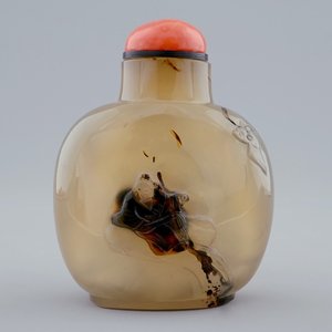 Une tabatière en agate, Chine, 18/19ème — photo 1