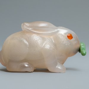 Une tabatière en forme de lapin en agate sculpté, Chine, 19/20ème — photo 4