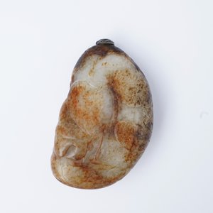Une tabatière en jade gris-blanc et rouille, Chine, 19/20ème — photo 10