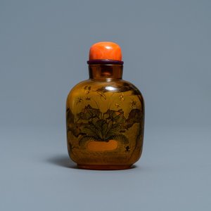 Une tabatière en verre peint à l'intérieur à décor de sauterelles, attr. à Xue Shaofu, ca. 1900 — photo 1