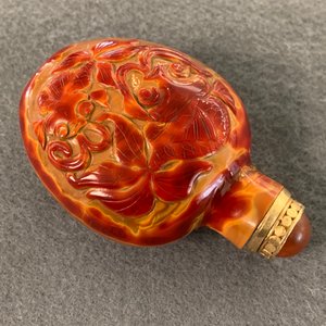 Une tabatière en verre réalgar, Verrerie Impériale, Pékin, Chine, 1730-1840 — photo 13