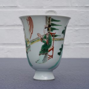 Une tasse à vin en porcelaine de Chine famille verte, Kangxi — photo 12