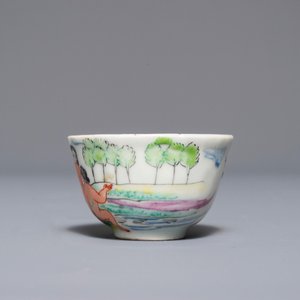 Une tasse et soucoupe à décor d'Adam et Eve en porcelaine de Chine surdécorée aux Pays-Bas, Yongzheng — photo 5