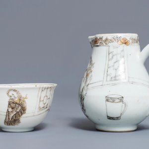 Une tasse et soucoupe avec crémier en porcelaine de Chine grisaille et doré, Yongzheng — photo 5