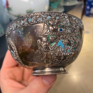 Une tasse et soucoupe en argent partiellement émaillé, Arménie, 18ème — photo 13