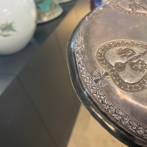 Une tasse et soucoupe en argent partiellement émaillé, Arménie, 18ème — photo 40