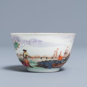 Une tasse et soucoupe en porcelaine de Chine de style Meissen à décor de Pierre le Grand, Qianlong — photo 4