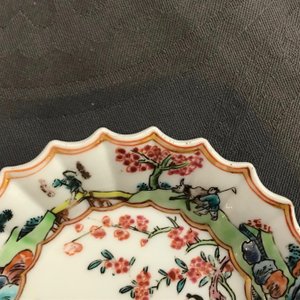 Une tasse et soucoupe en porcelaine de Chine famille rose à décor de pêcheurs, Yongzheng — photo 14