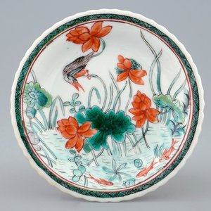Une tasse et soucoupe en porcelaine de Chine famille verte et café au lait, Kangxi — photo 2
