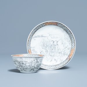 Une tasse et soucoupe en porcelaine de Chine grisaille, Yongzheng — photo 1