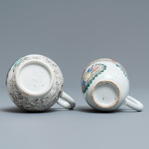 Une tasse et soucoupe et un pot à lait en porcelaine de Chine famille rose et grisaille, Yongzheng — photo 9