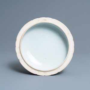 Une terrine couverte à usage maritime en porcelaine de Chine en bleu et blanc, Qianlong — photo 10