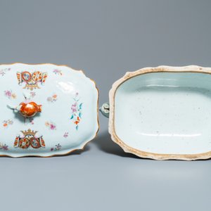 Une terrine couverte armoriée 'De Calenberg - De Pascale' en porcelaine de Chine famille rose pour le marché belge, Qianlong, ca. 1755 — photo 6