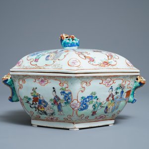Une terrine de forme hexagonale sur son support en porcelaine de Chine famille rose, Qianlong — photo 6