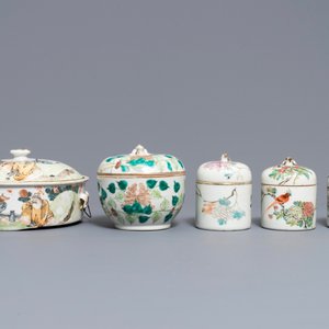Une terrine et trois réchauds en porcelaine de Chine qianjiang cai et une boîte couverte famille rose, 19/20ème — photo 2