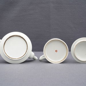 Une théière à décor d'un paysage hivernale et une chôpe couverte en porcelaine de Chine, 20ème — photo 23
