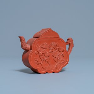 Une théière couverte de forme exceptionelle en grès de Yixing, Chine, Kangxi — photo 1