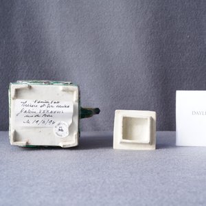 Une théière couverte en biscuit émaillé vert, Kangxi — photo 11