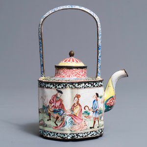 Une théière couverte en émaux de Canton à décor européen, Chine, Qianlong — photo 4
