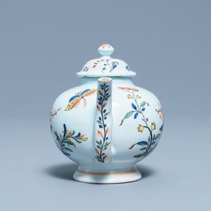 Une théière couverte en faïence polychrome de Sinceny, France, 18ème — photo 5