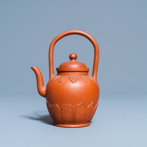 Une théière couverte en grès de Yixing, Chine, Kangxi — photo 2
