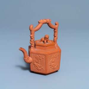Une théière couverte en grès de Yixing, Chine, Kangxi — photo 1