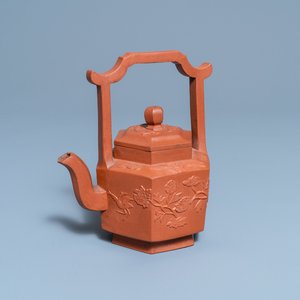 Une théière couverte en grès de Yixing, Kangxi — photo 1
