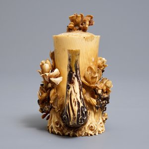 Une théière couverte en ivoire polychrome, Chine, 19/20ème — photo 3