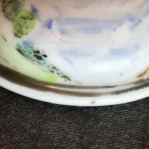 Une théière couverte en porcelaine de Chine famille rose à décor d'une dame et son petit chien, Yongzheng — photo 9