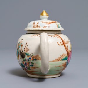 Une théière couverte en porcelaine de Chine famille rose à sujet européen, Qianlong — photo 5