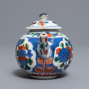 Une théière couverte en porcelaine de Chine famille verte, Kangxi — photo 5