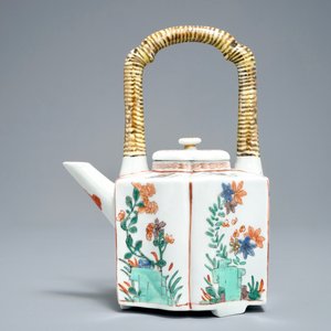 Une théière couverte en porcelaine de Chine famille verte, Kangxi — photo 2
