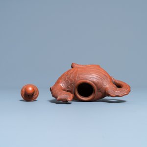 Une théière en forme de phénix en grès de Yixing, Chine, Kangxi — photo 6