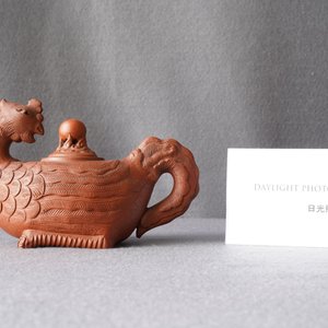 Une théière en forme de phénix en grès de Yixing, Chine, Kangxi — photo 9