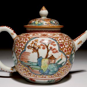 Une théière en porcelaine de Chine de type Amsterdams bont, 18ème — photo 4