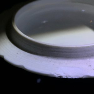 Une théière en porcelaine de Chine famille rose à décor "Feuille de Tabac", Qianlong — photo 10