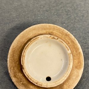 Une théière en porcelaine de Chine famille rose à décor 'Wu Shuang Pu', 19/20ème — photo 15
