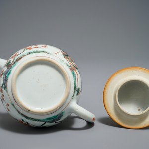Une théière en porcelaine de Chine famille verte à décor d'un phénix, Kangxi — photo 6