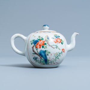 Une théière en porcelaine de Chine famille verte, Kangxi — photo 2