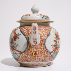 Une théière en porcelaine de Chine surdécoré de type Amsterdams bont, Qianlong — photo 2