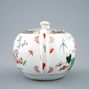 Une théière et son couvercle en porcelaine de Chine famille verte, Kangxi — photo 5