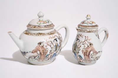 Une théière et un pot à lait en porcelaine de Chine famille rose, Yongzheng