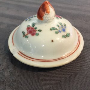 Une théière, neuf tasses et six soucoupes en porcelaine de Chine famille rose, Qianlong — photo 12