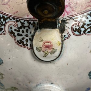 Une théière sur rechaud en émaux de Canton, Qianlong — photo 12