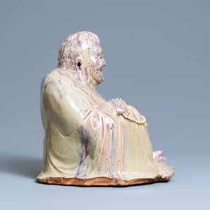 Une très grande figure de Bouddha en grès porcelaineux à émail flambé dite 'de Shiwan', 18/19ème — photo 3